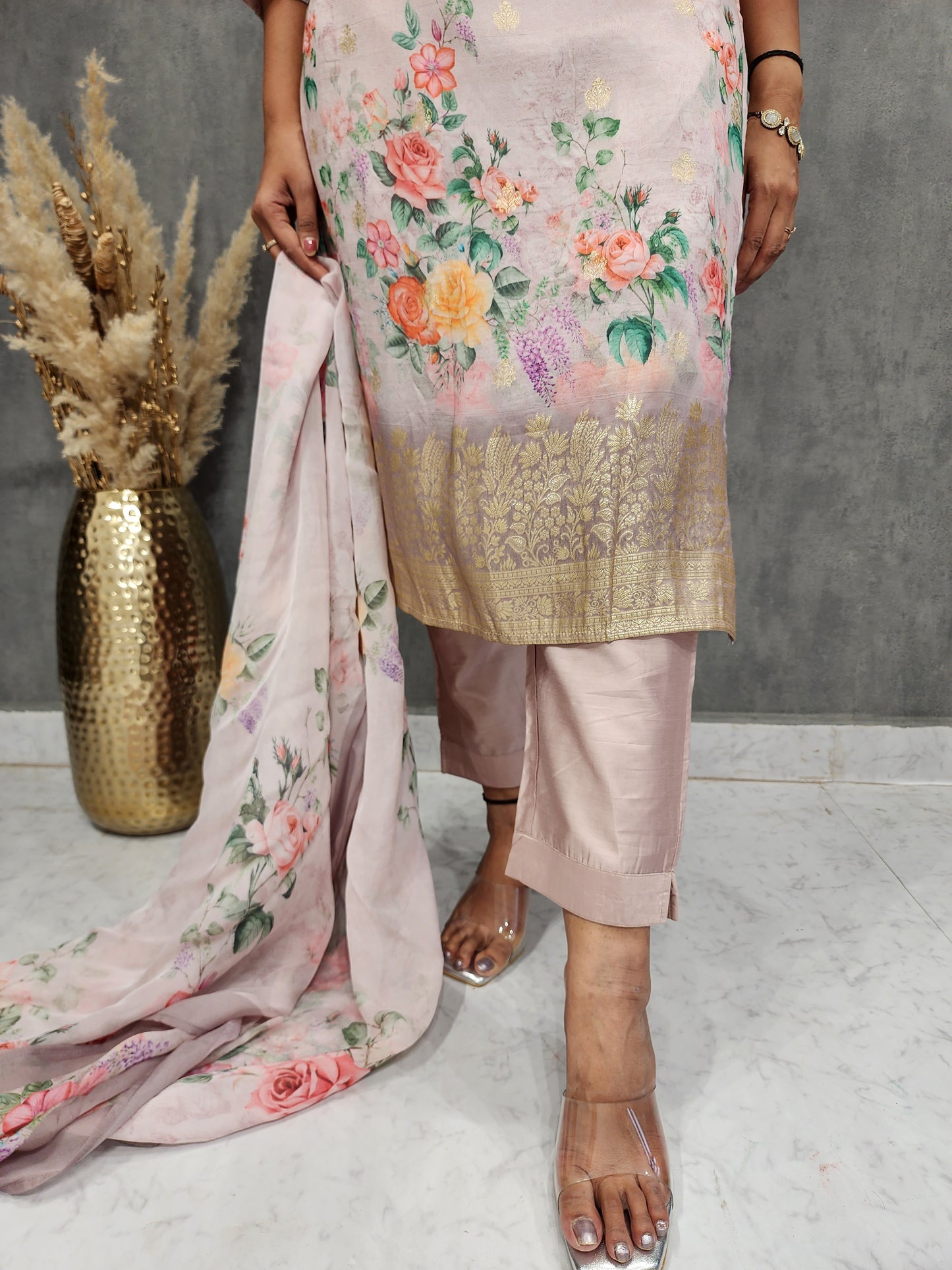SAGE ONION PINK FLORAL KURTA SET WITH ORGANZA DUPATTA