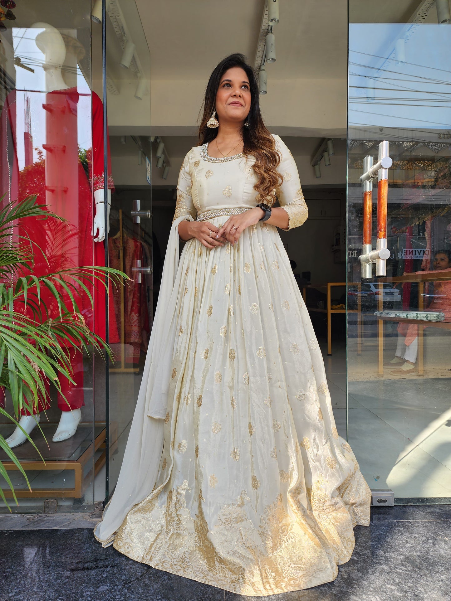 MANNAT OFF-WHITE BEIGE ANARKALI TUSSAR SUIT