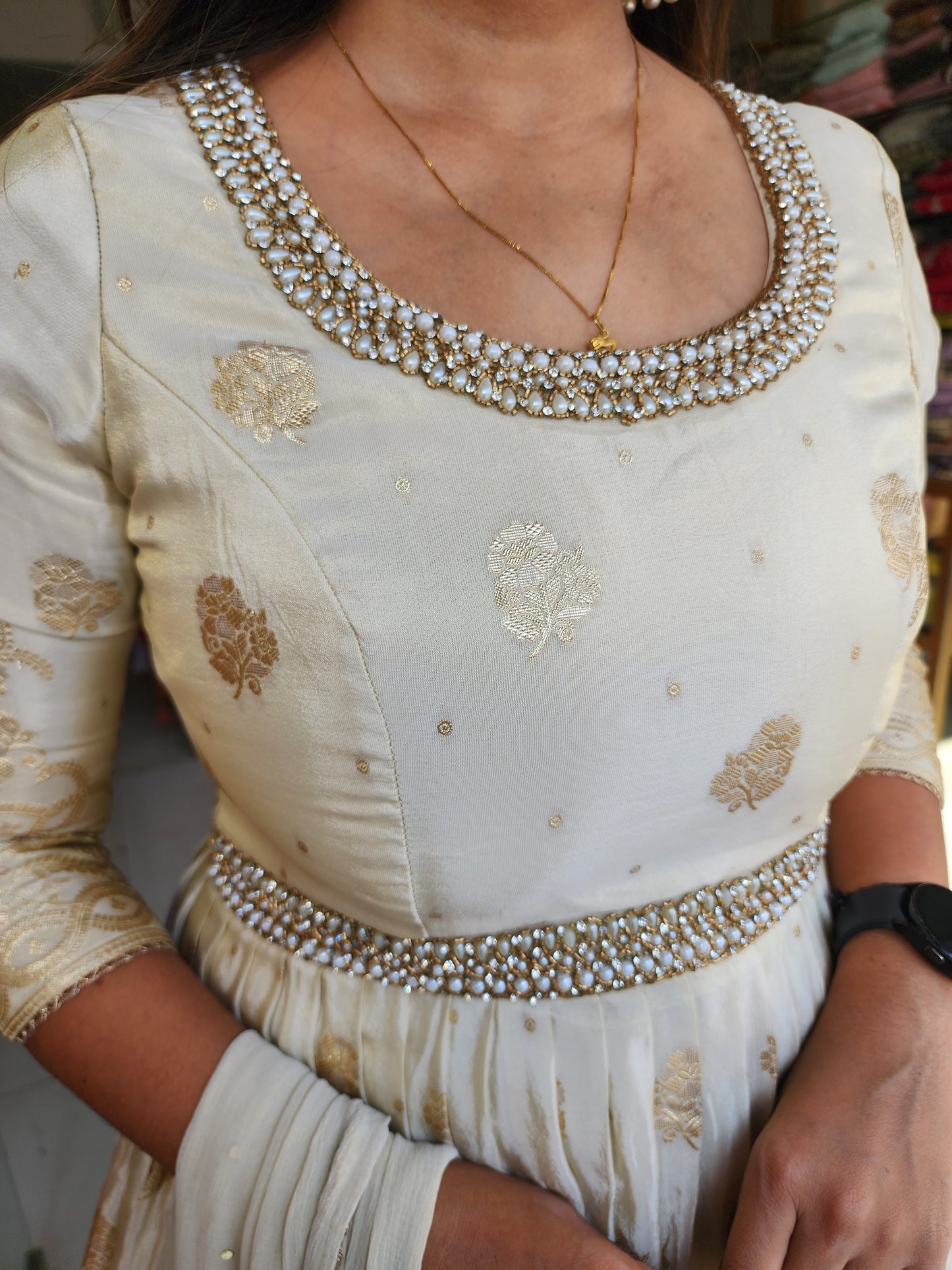 MANNAT OFF-WHITE BEIGE ANARKALI TUSSAR SUIT