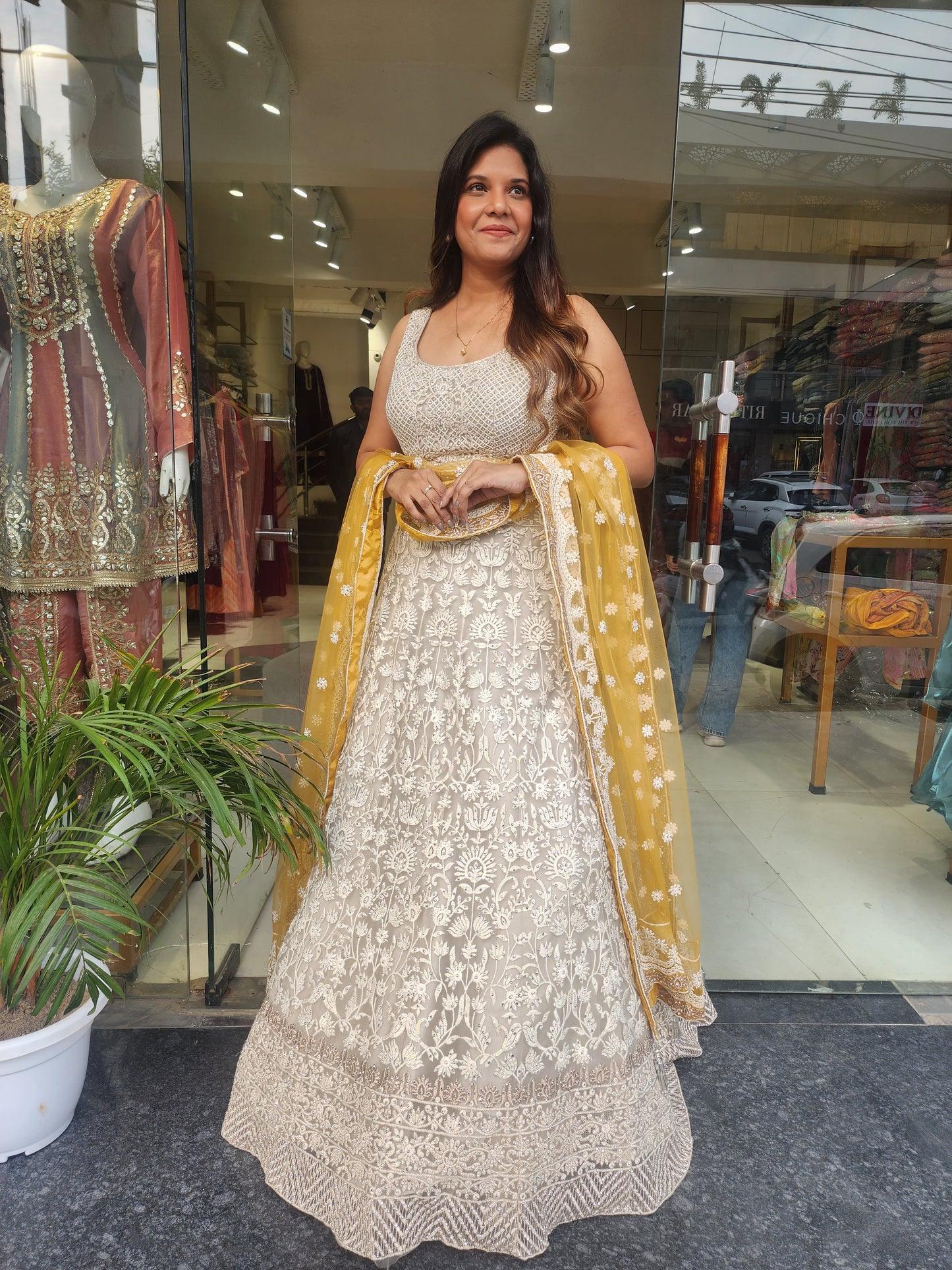 KIARA OFF WHITE THREADWORK LEHENGA WITH YELLOW DUPATTA