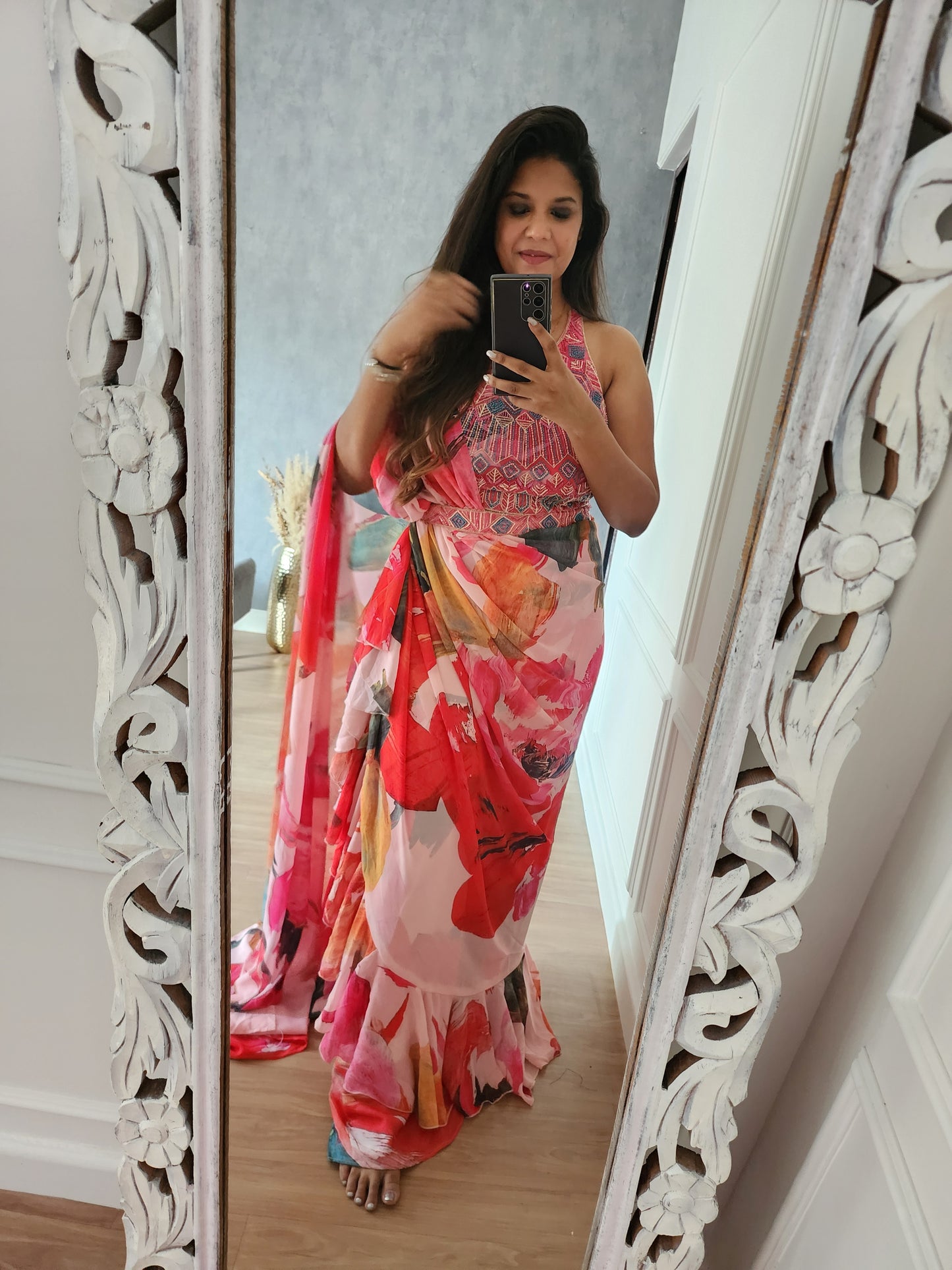 Shilpa halter neck floral print divider drape saree