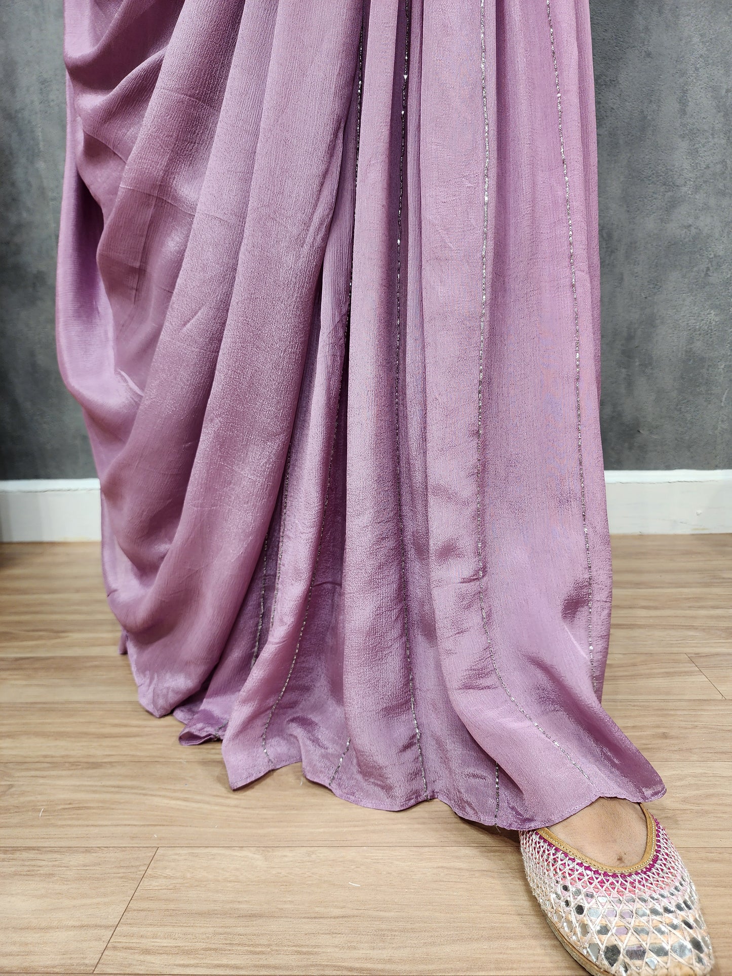 Gorgeous glam onion v-neck drape lehenga with belt