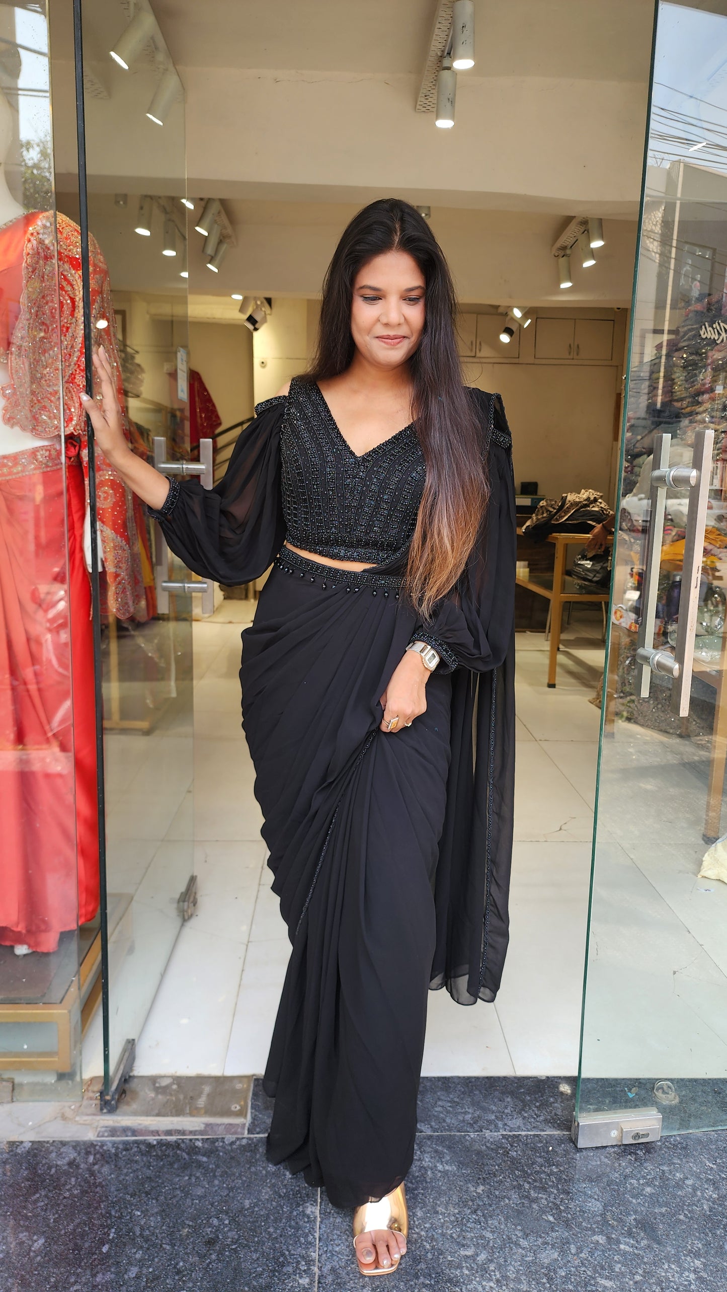 Black balloon sleeves drape saree