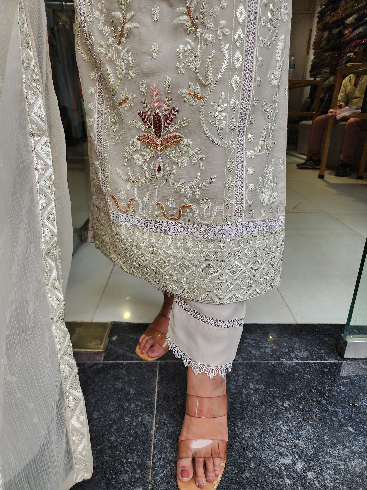 Ivory handwork straight suit