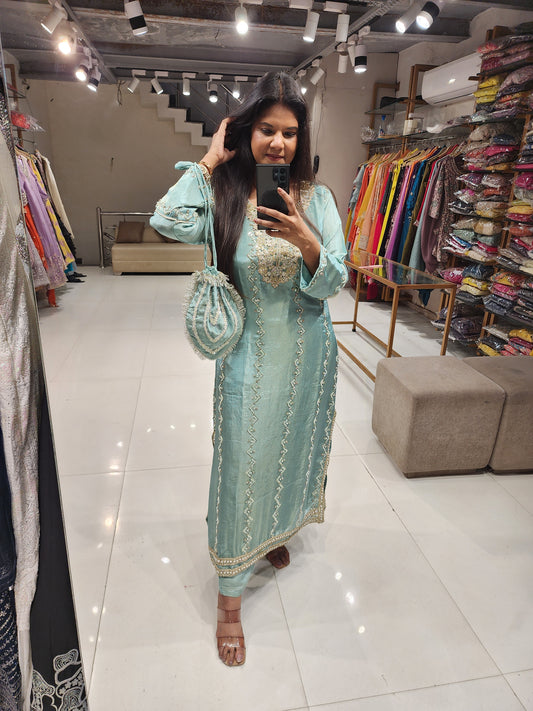 Side cut co-ord with potli and pant