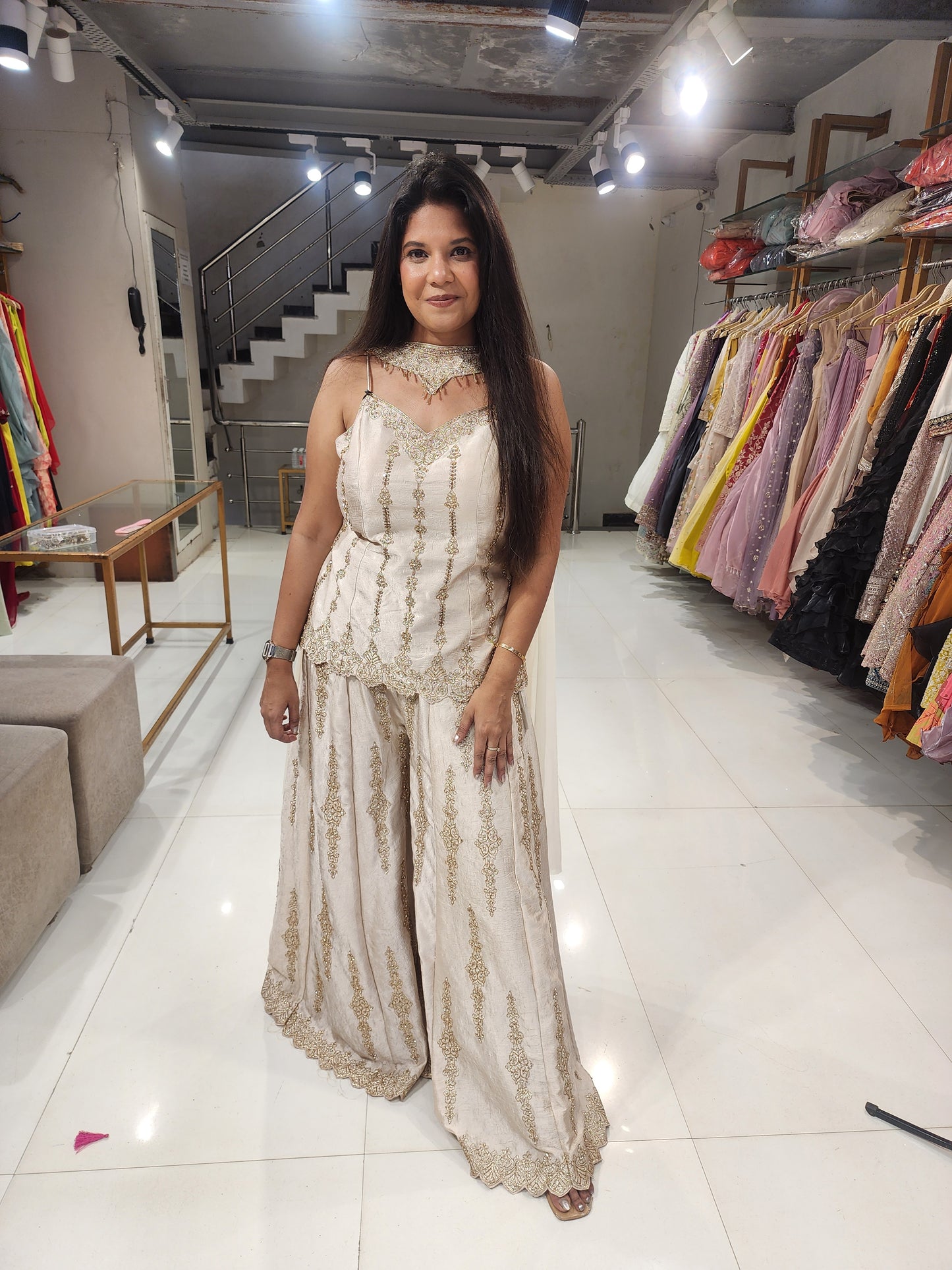 Old is gold co-ord set ( seperate sleeves not available)