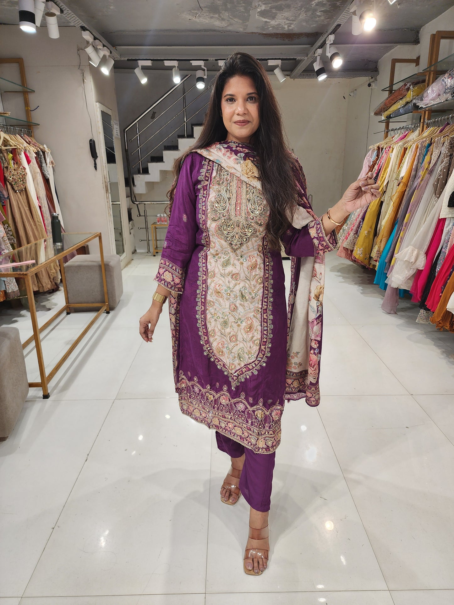 Crepe printed straight cut suit