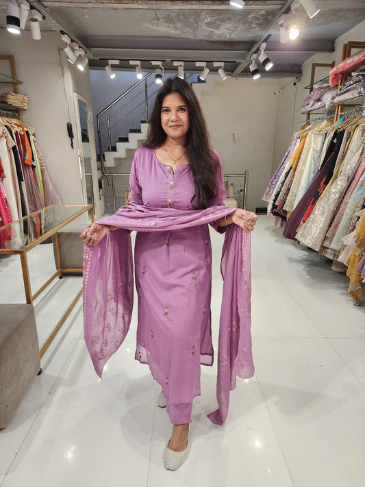 Mull cotton embroided suit