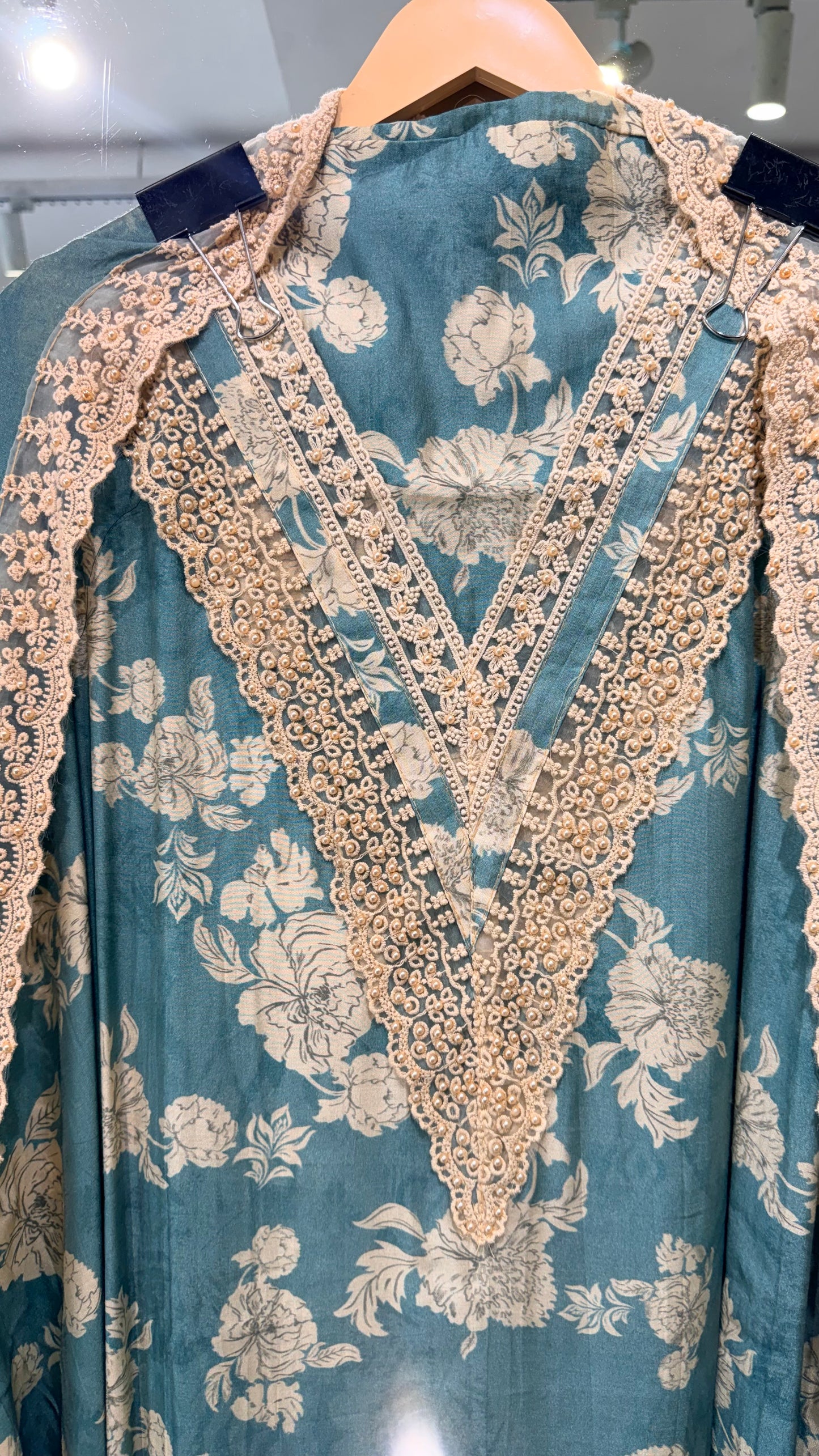 Floral muslin unstitched suit
