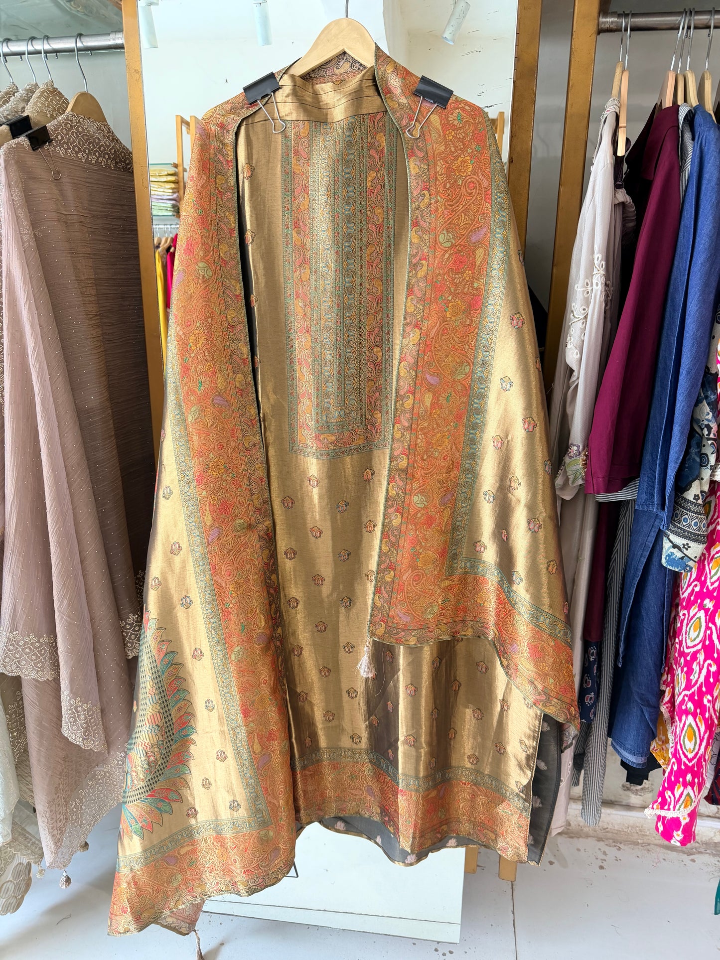 Positional print unstitched suit