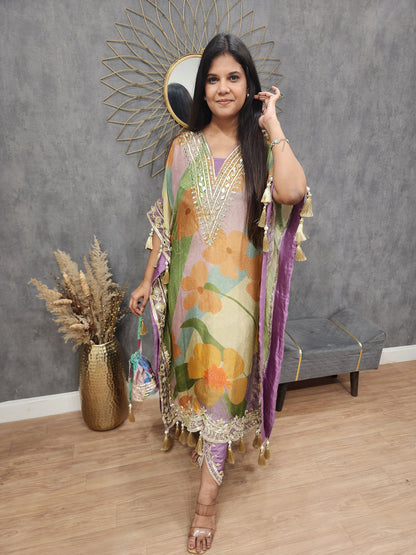 Sheesha Floral print kaftaan with tulip and potli