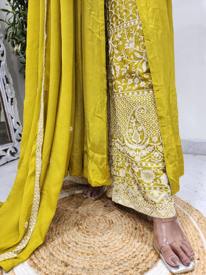 MUSTARD YELLOW CENTRE SLIT EMBROIDERED INDOWESTERN SUIT