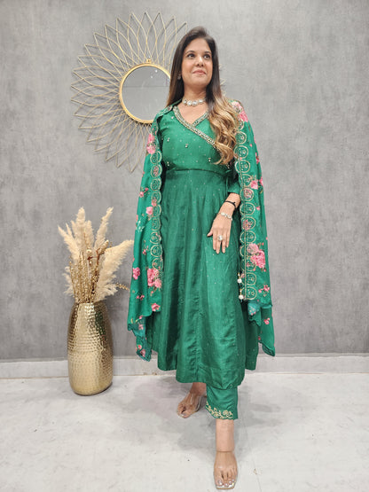 KARISHMA ANGRAKHA GREEN ANARKALI SUIT WITH FLORAL DUPATTA