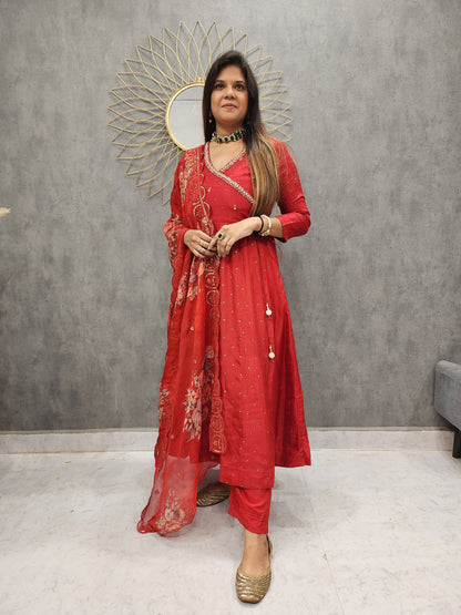 KARISHMA ANGRAKHA BRICK RED ANARKALI SUIT WITH FLORAL DUPATTA