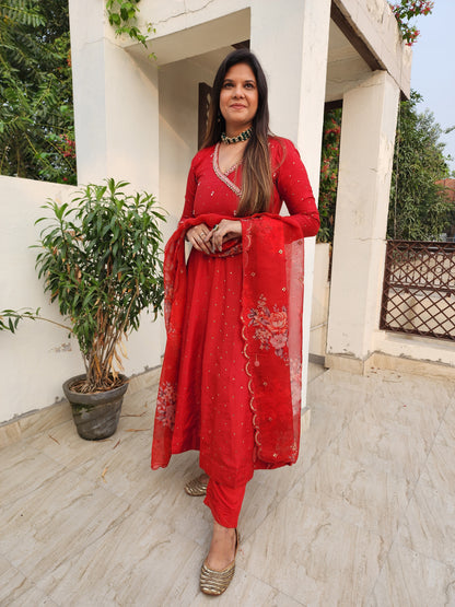 KARISHMA ANGRAKHA BRICK RED ANARKALI SUIT WITH FLORAL DUPATTA