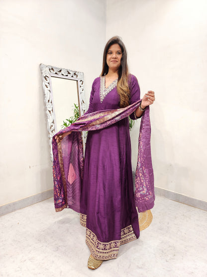 SANA V NECK ANRAKALI MAXI GOWN WITH FLORAL DUPATTA