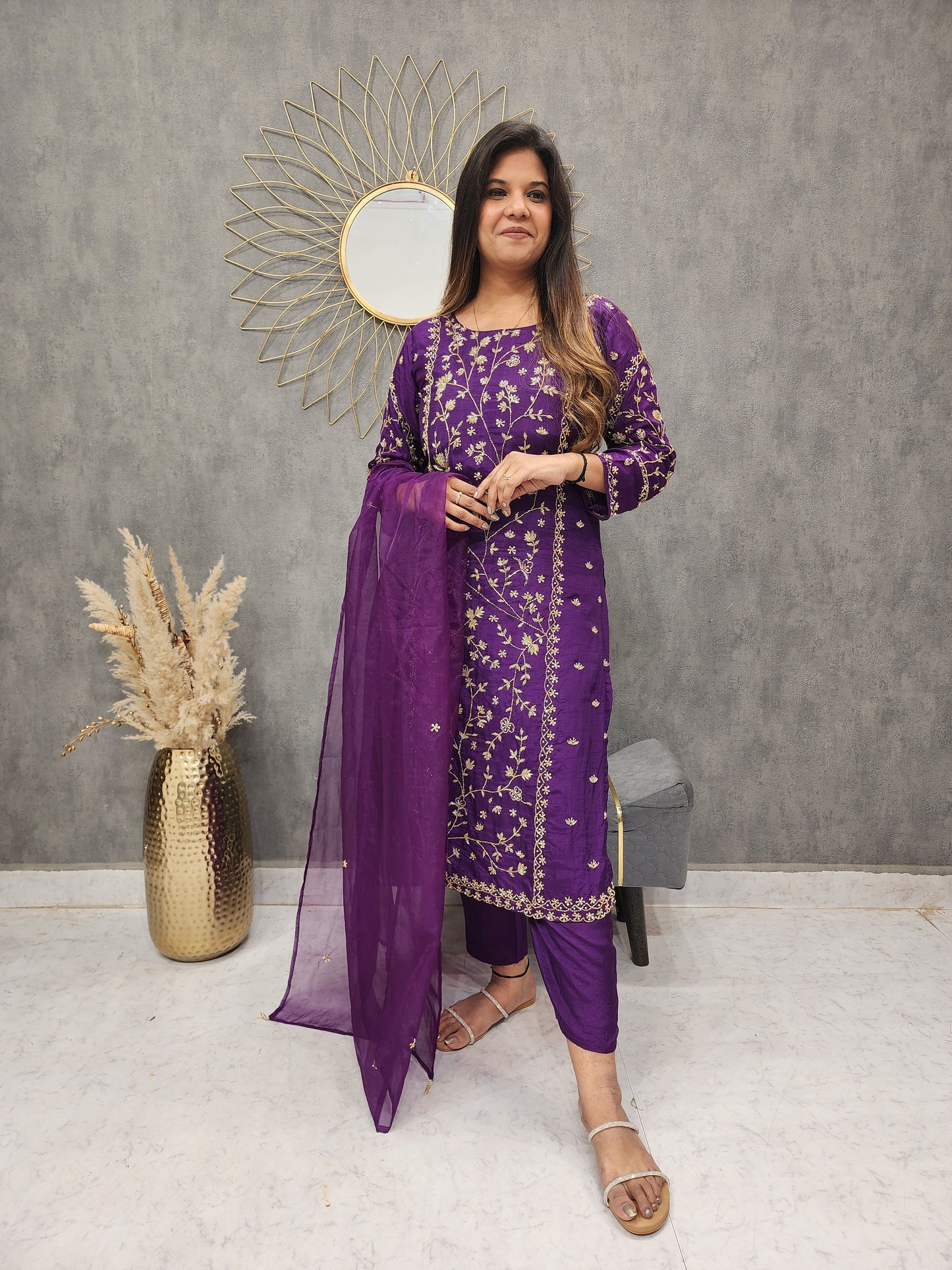 Dark purple embroidered straight pant suit