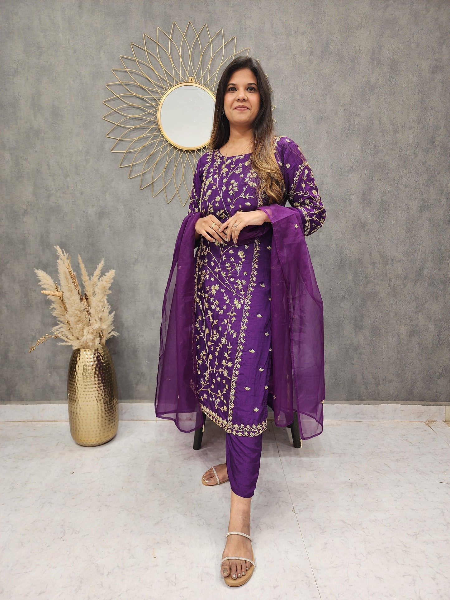 Dark purple embroidered straight pant suit