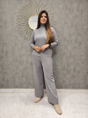 SCARLETT GREY WOLLEN CO-ORD SET WITH STALL