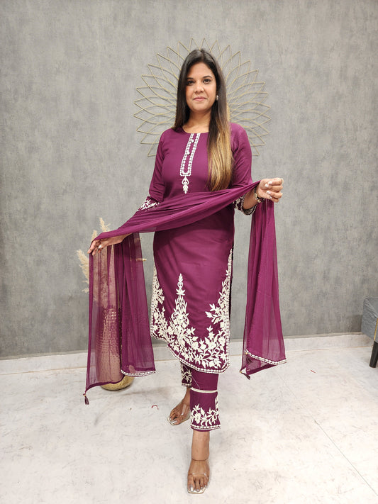 ZENA WINE EMBROIDED STARIGHT PANT SUIT