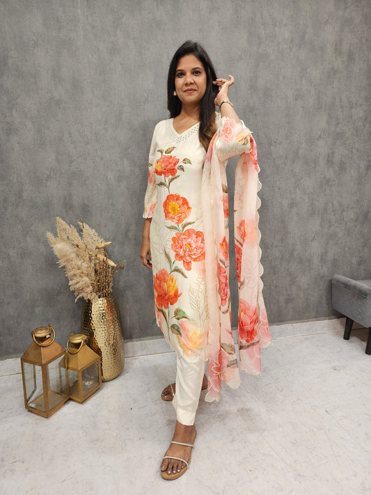 CREAM FLORAL EMBROIDED STRAIGHT MUSLIN SUIT