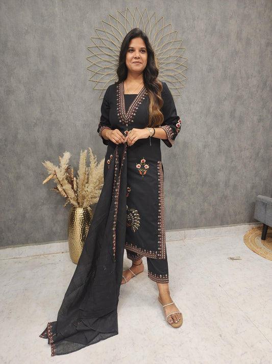 BLACK V NECK STRAIGHT EMBROIDERED KURTA SUIT