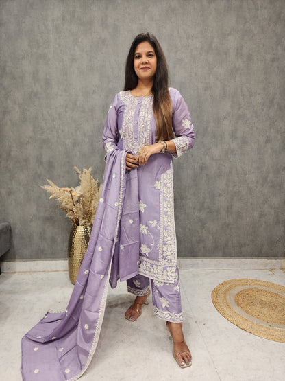 Fiza lavender threadwork pakistani pant suit