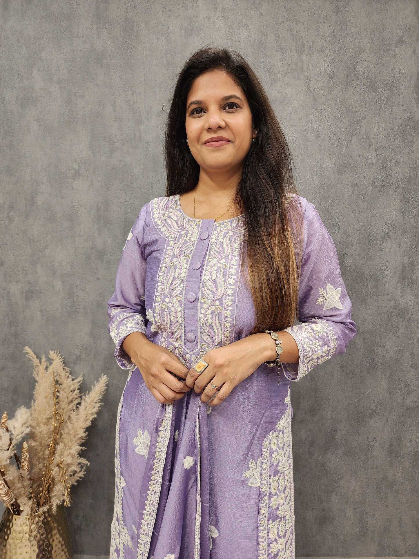 Fiza lavender threadwork pakistani pant suit