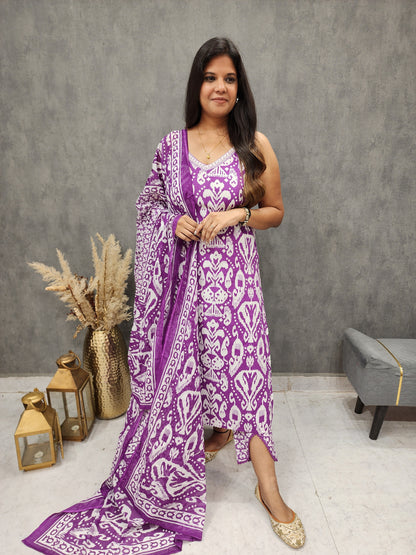 Aarya lilac ikkat cotton strap straight suit