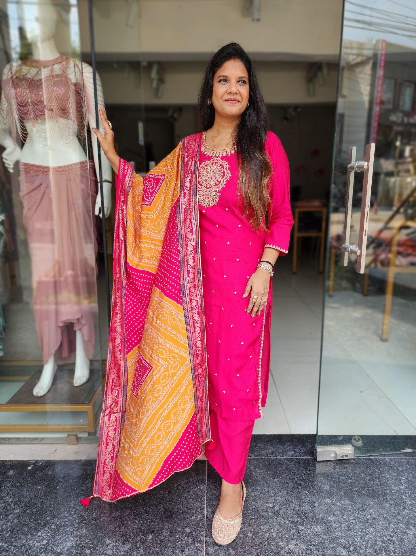 Alam pink bandhani dupatta Embroided straight suit