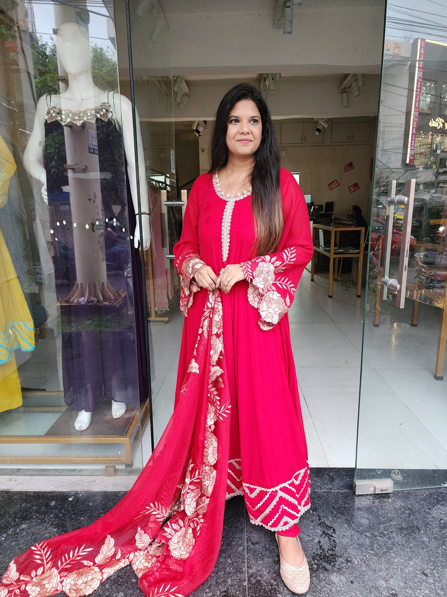 Red cutwork leafy anarkali maxi gown with plazo