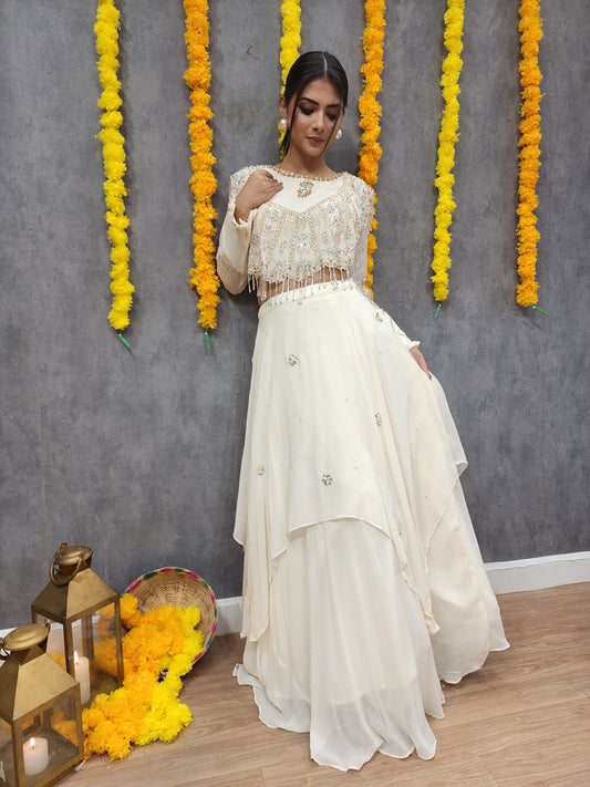 pool party dress indian wedding 12+ Stunning Pool Party Outfits Worn by Real-Life Bridechillas