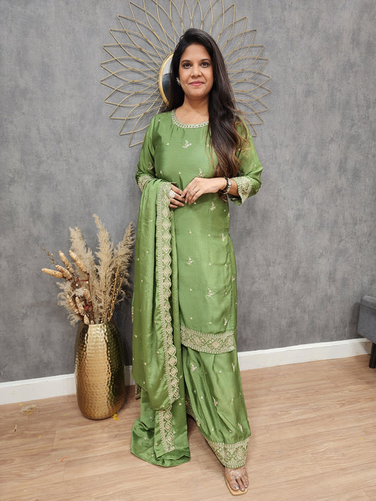 Zohra Mehendi green Embroided sharara set