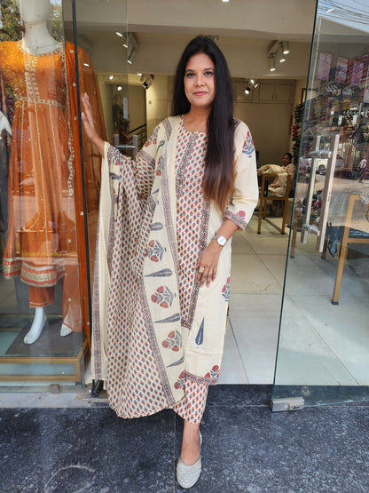 Block print straight cut suit