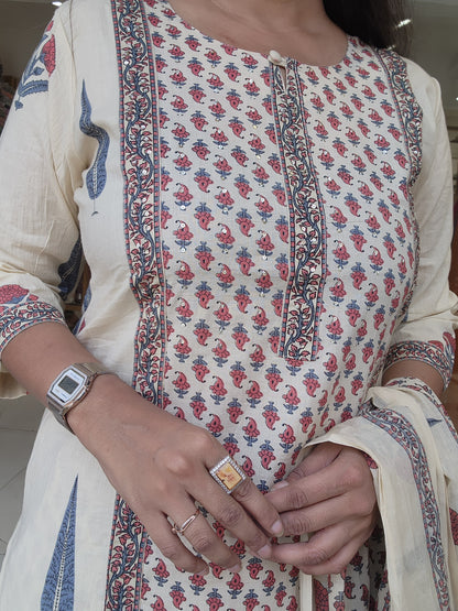 Block print straight cut suit