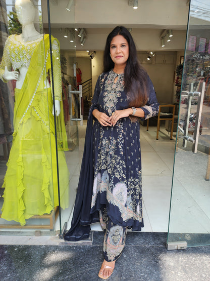 Black digital print high low suit