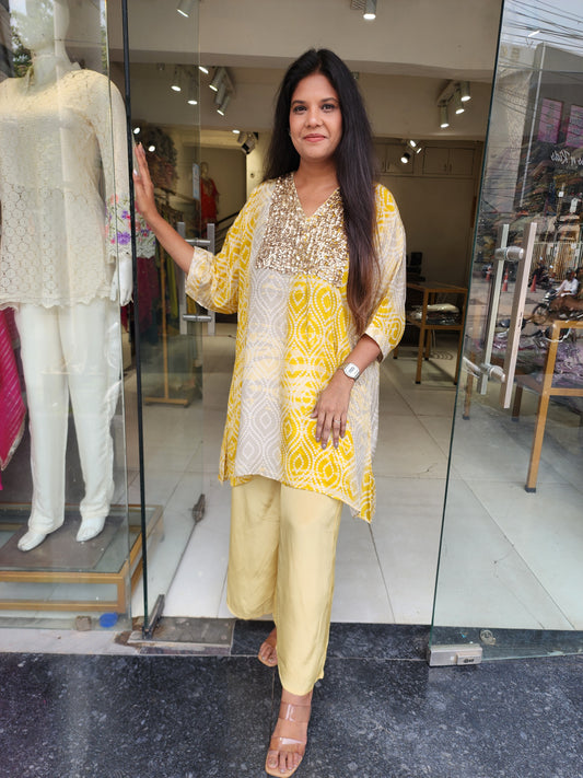Yellow baggy bandhani print bling co-ord set