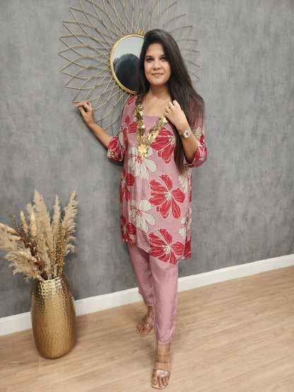 Pinkish mauve v neck printed co-ord set