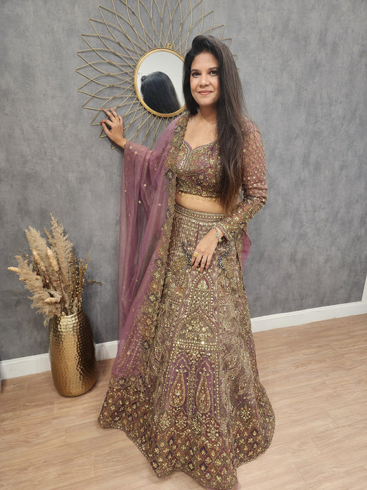 Aariwork Mauve net lehenga set