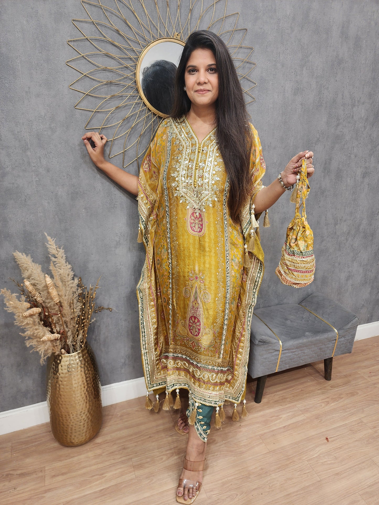 Sheesha digital print kaftan with tulip