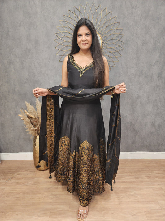 Rutba black anarkali plazo suit