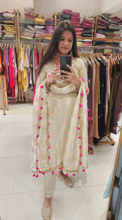 Rangrez off white straight suit