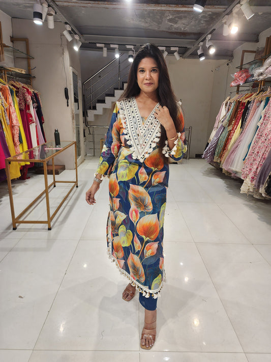 Floral side cut 2pc suit