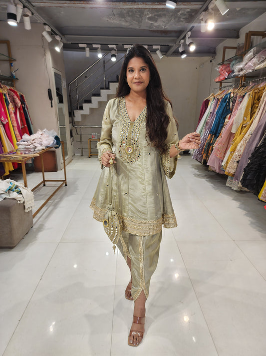 Ivory tulip co-ord set with potli