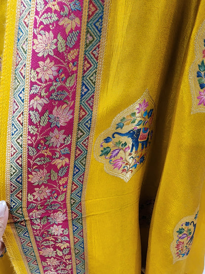 Unstitched weaving suit