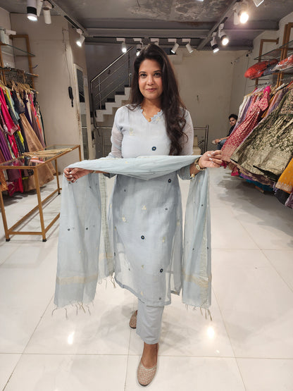 Celebrity inspired A line mull suit