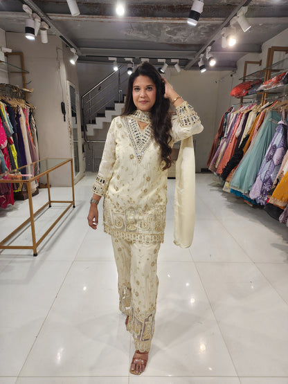 Off white kareen co-ord set suit