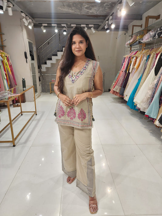Mull chanderi bustier co-ord set