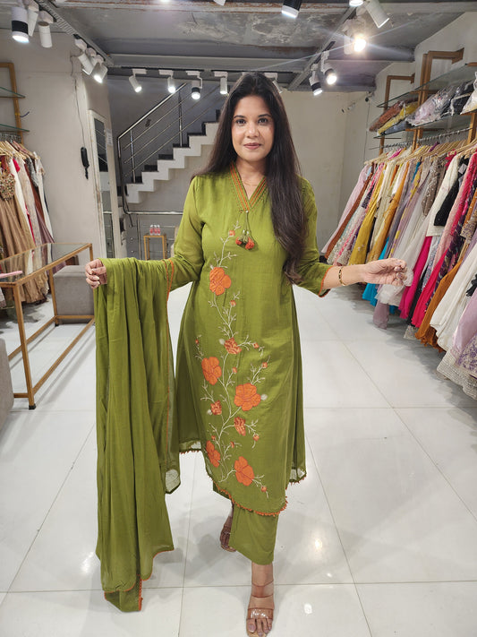 A line embroided mull cotton suit