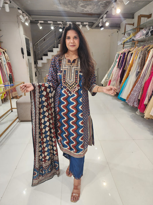 Side cut printed crepe co-ord set